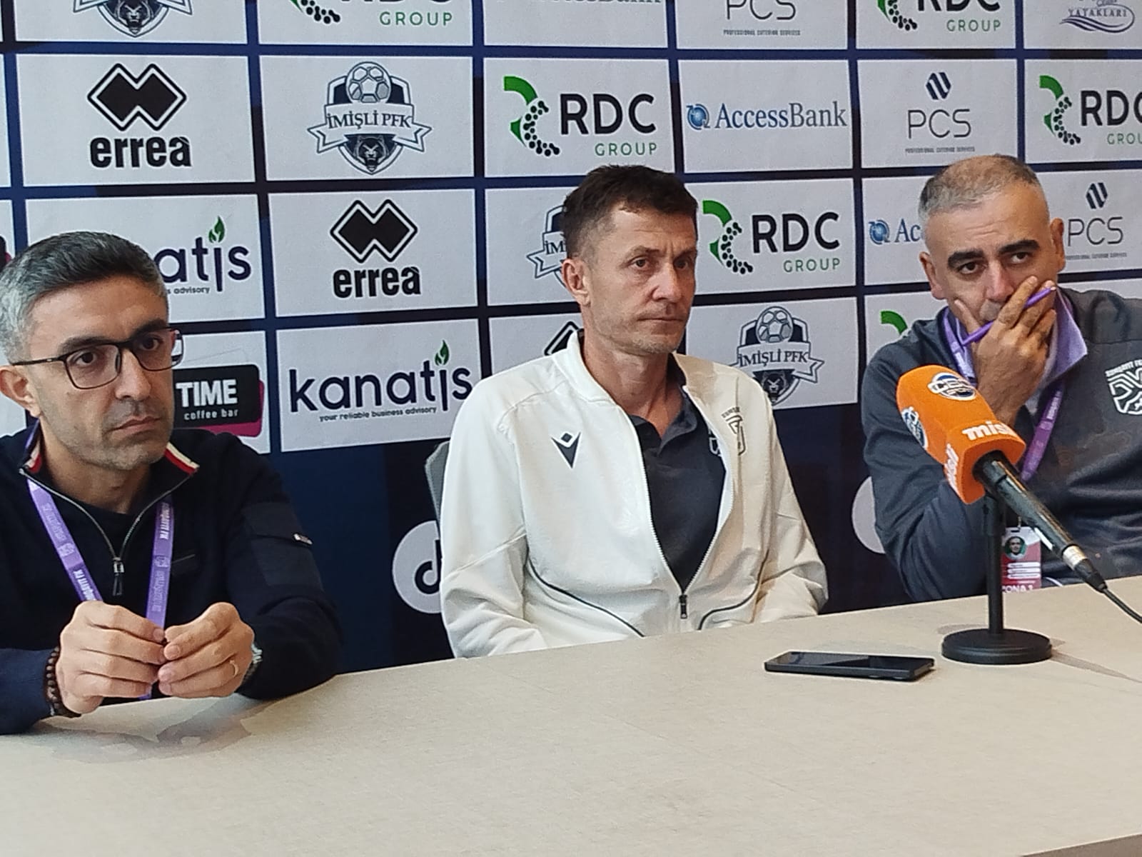 Saşa İliç: "Belə meydançada oynamaqdansa..."