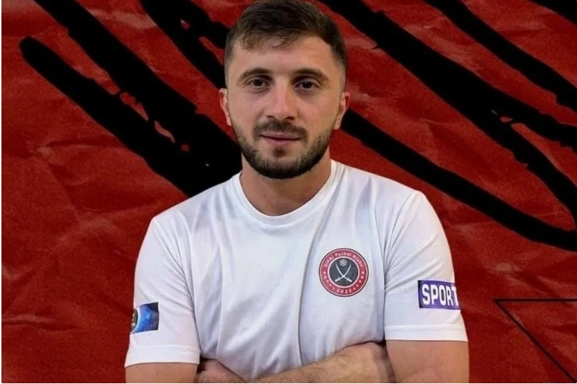 Azərbaycan klubu futbolçusu ilə vidalaşıb