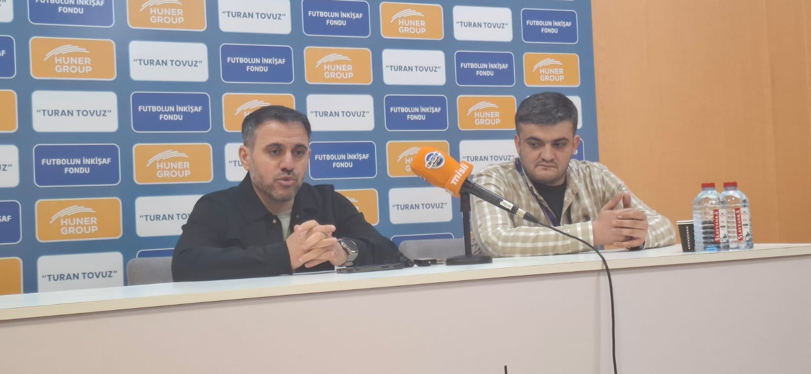 Ayxan Abbasov: "Bəzi klublar fəlsəfələrini öz büdcələrinə uyğun seçməlidir"