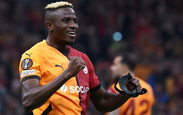 Osimhen "Barselona"nın diqqət mərkəzində