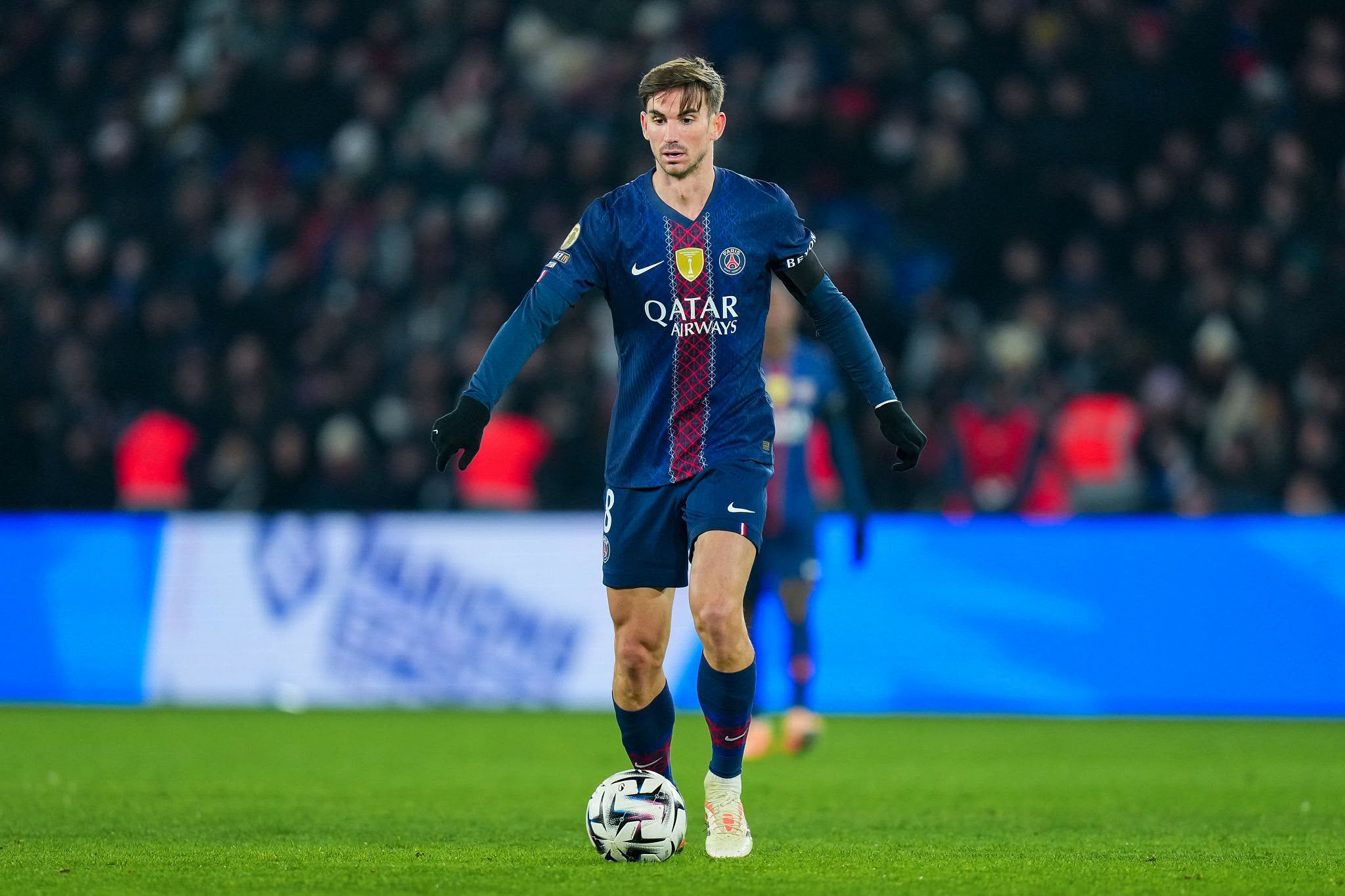 PSJ ispaniyalı yarımmüdafiəçi ilə yeni müqavilə imzalayacaq