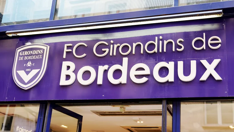 Altıqat Fransa çempionu fəaliyyətini dayandıra bilər