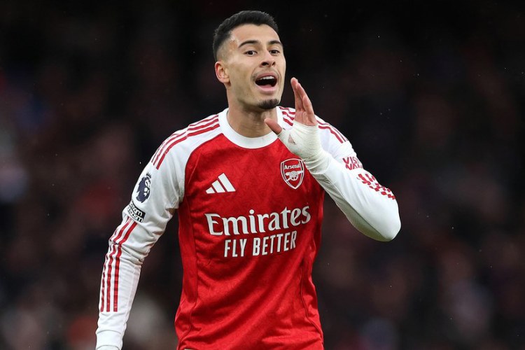 "Bavariya" "Arsenal"ın vingeri ilə maraqlanır