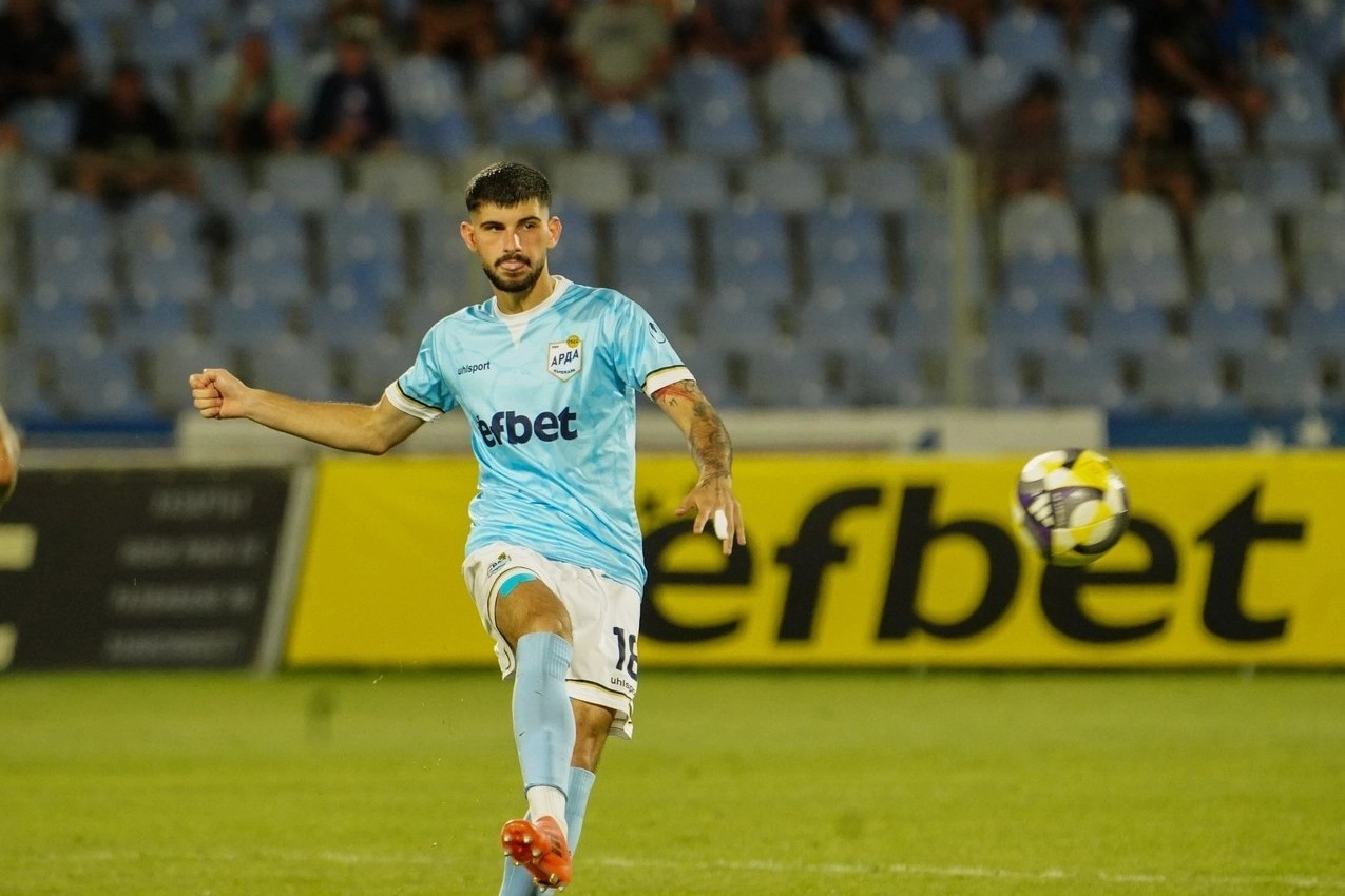 Cəlal Hüseynovun komandası məğlub oldu