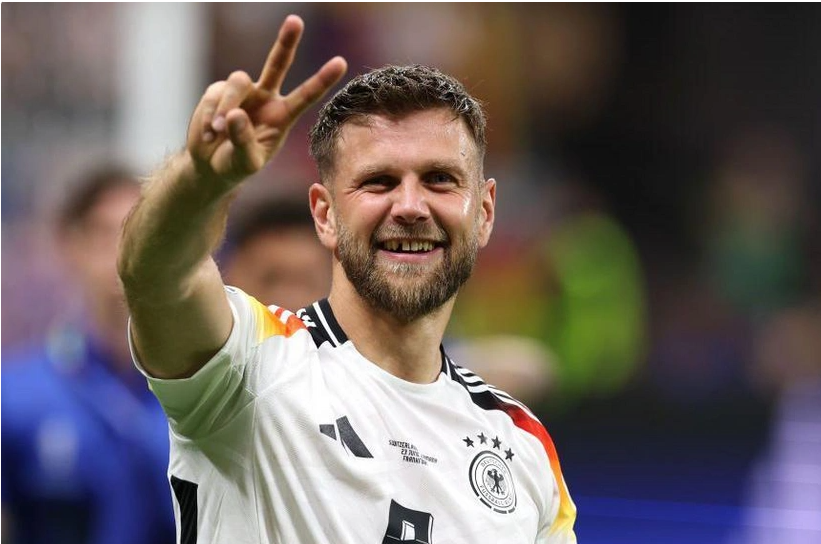 Almaniya millisinin hücumçusu "Milan"la anlaşıb