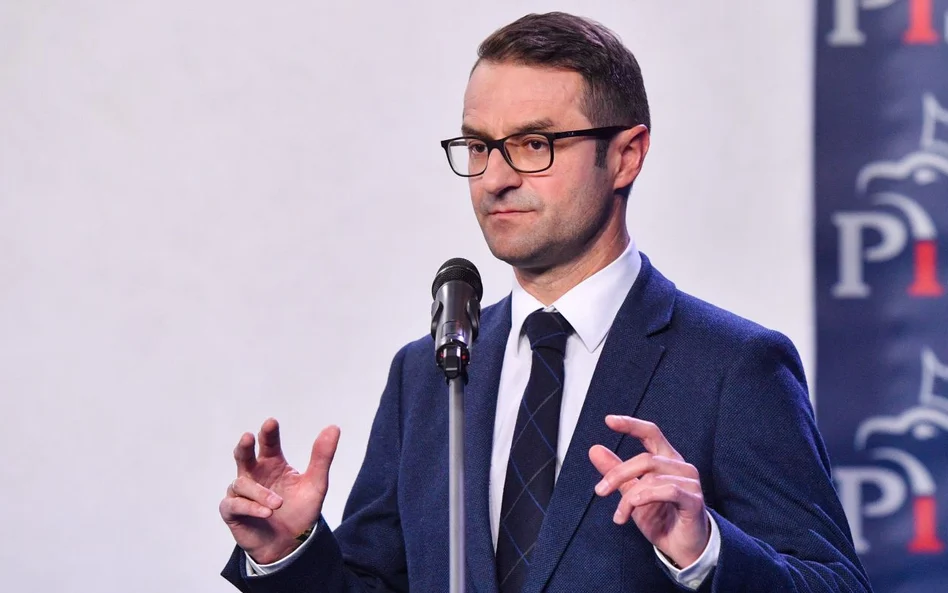 Keçmiş klub prezidenti futbolçunun "Qarabağ"a satılmasını tənqid etdi