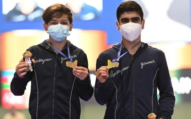 AÇ-dən 1 “qızıl”, 1 “bürünc”lə