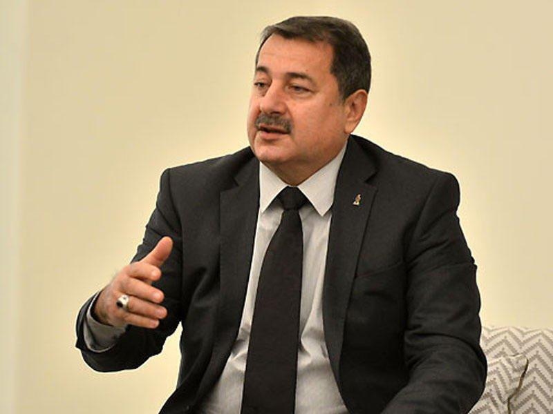 Vaqif Sadıqov: “Əsas problem hücum xəttinin "dişsiz" olmasıdır"