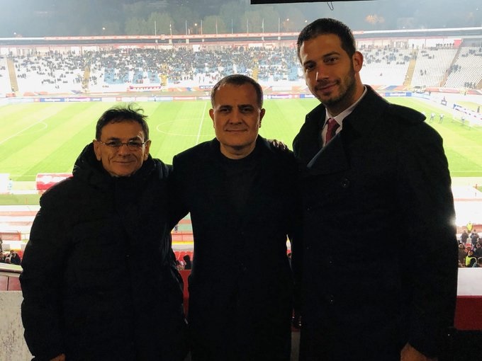Azərbaycanlı nazirlər Serbiya ilə səfər matçını stadiondan izlədi