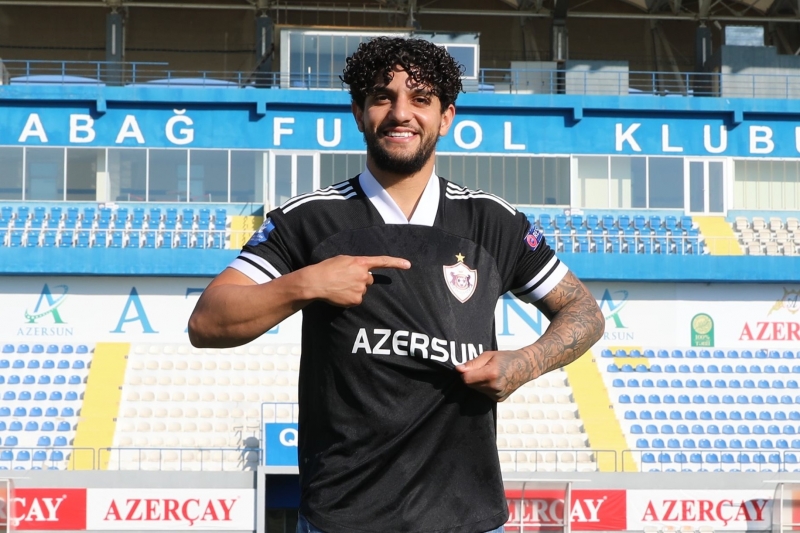 “Aleks kimi əfsanə olmaq istəyirəm” – “Qarabağ”ın yeni transferi