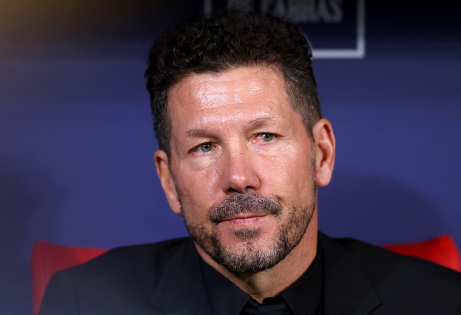 Simeone İngiltərə mətbuatının hədəfində