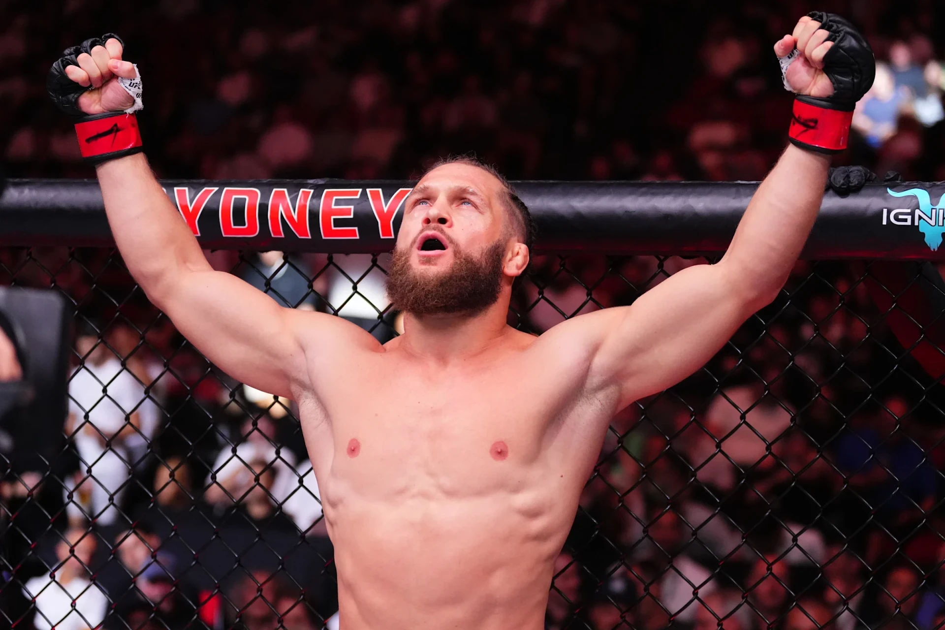 Rafael Fiziyev “UFC Fight Night Baku”da rəqibini nokauta saldı