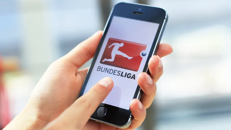 Bundesliqanın debütantından tarixi nəticə