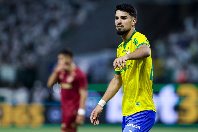 "Fənərbaxça" argentinalı hücumçunu transfer etmək istəyir