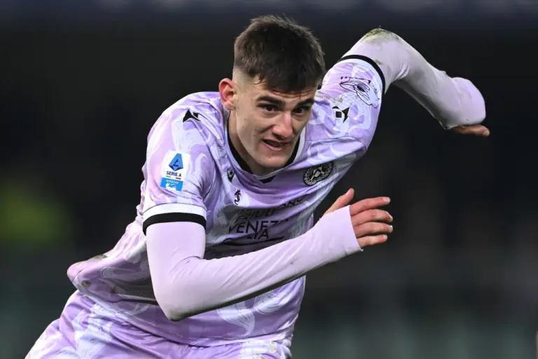 "Nottingem Forest" "Napoli"nin hücumçusunu icarəyə götürdü