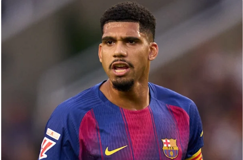 "Barselona"nın futbolçusu komandanın düşərgəsinə qayıdıb