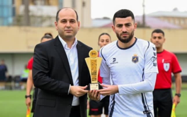 Sərxan Ağayev: "Aldığım mükafata gəldikdə isə, komandamıza qonaqlıq söz vermişəm"