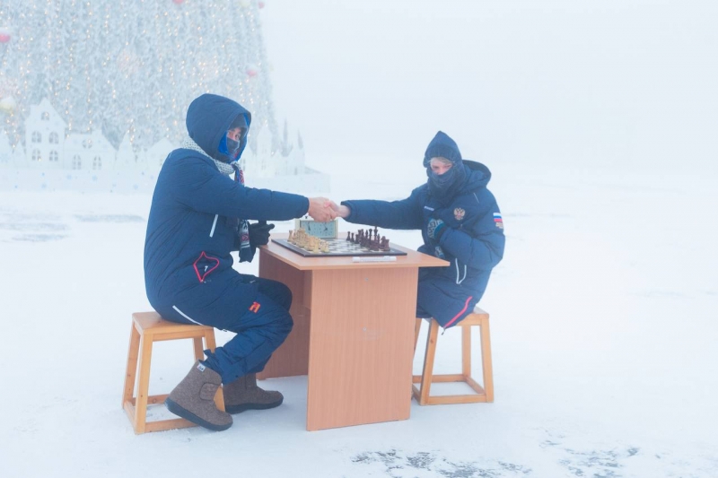 52 dərəcəlik şaxtada şahmat