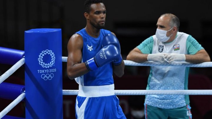 Alfonso Dominqes və Tayfur Əliyev DÇ-yə qələbə ilə başladı