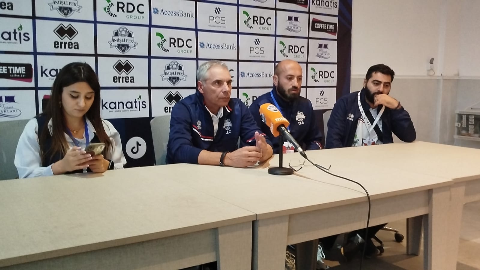 Jorj Kaşkilya: "Oyunçularımı çempion kimi görürəm"