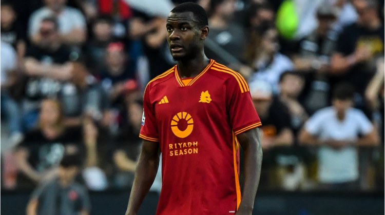 "Barselona" "Roma"nın müdafiəçisini istəyir