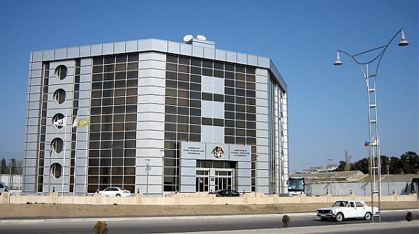 Azarkeşləri hakimləri söydü, “Kəpəz”lə “Qəbələ” cərimə olundu