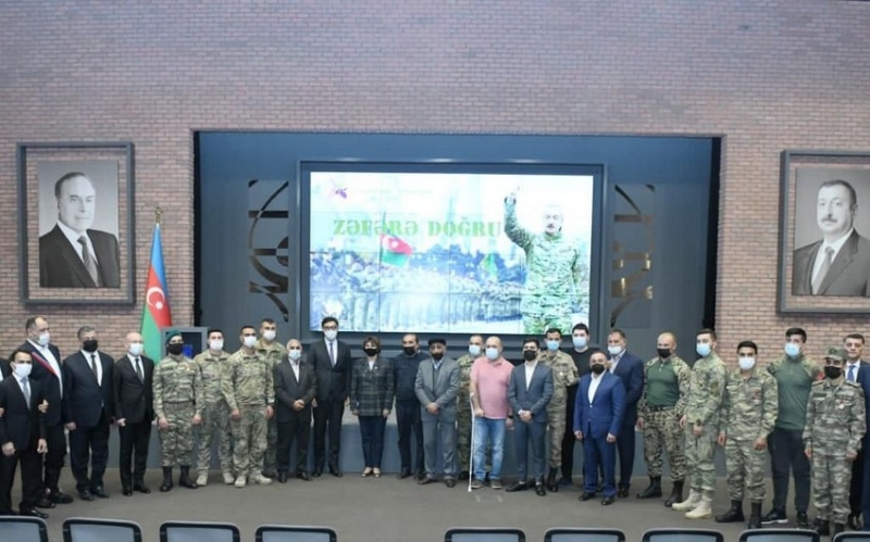 Gənclər və İdman Nazirliyi Anım Günü ilə bağlı tədbirlər keçirib - FOTOLAR