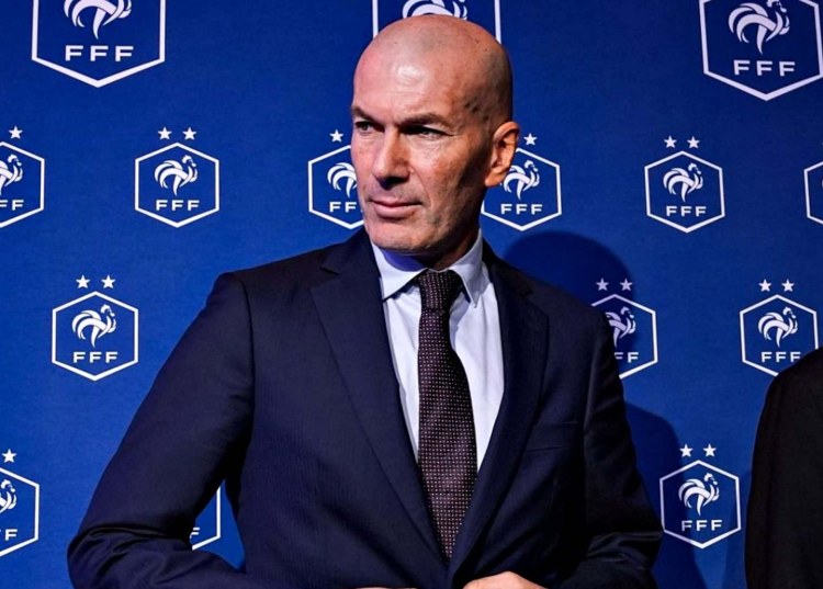 "Fransa millisinə görə bütün təkliflərdən imtina etdim" - Zidan