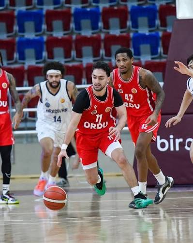 ABL: “Naxçıvan” “Ordu”ya qarşı