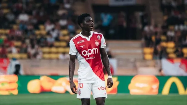 "Nyukasl" "Monako"nun futbolçusu ilə maraqlanır