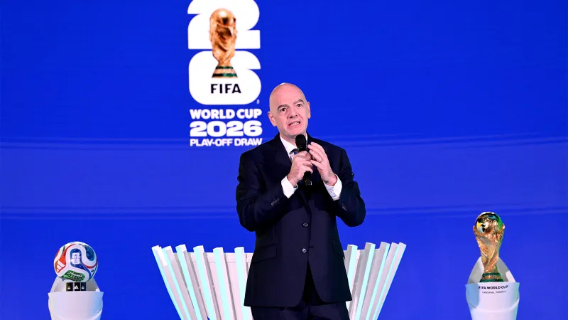 FİFA prezidentinin 30 milyon dollar maaş arzusu reallaşmadı