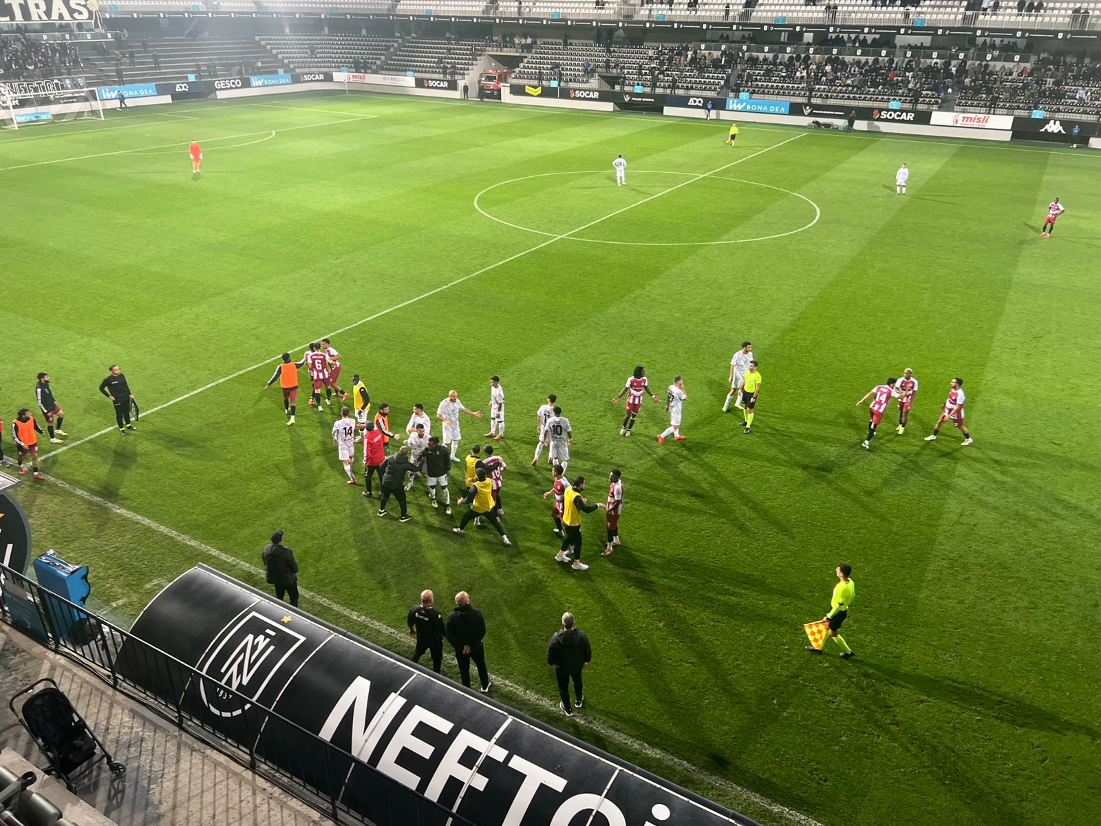 “Neftçi” - “Karvan-Yevlax” matçında insident