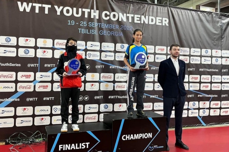 Stolüstü tennisçilər Tiflisdən 5 medalla qayıdırlar