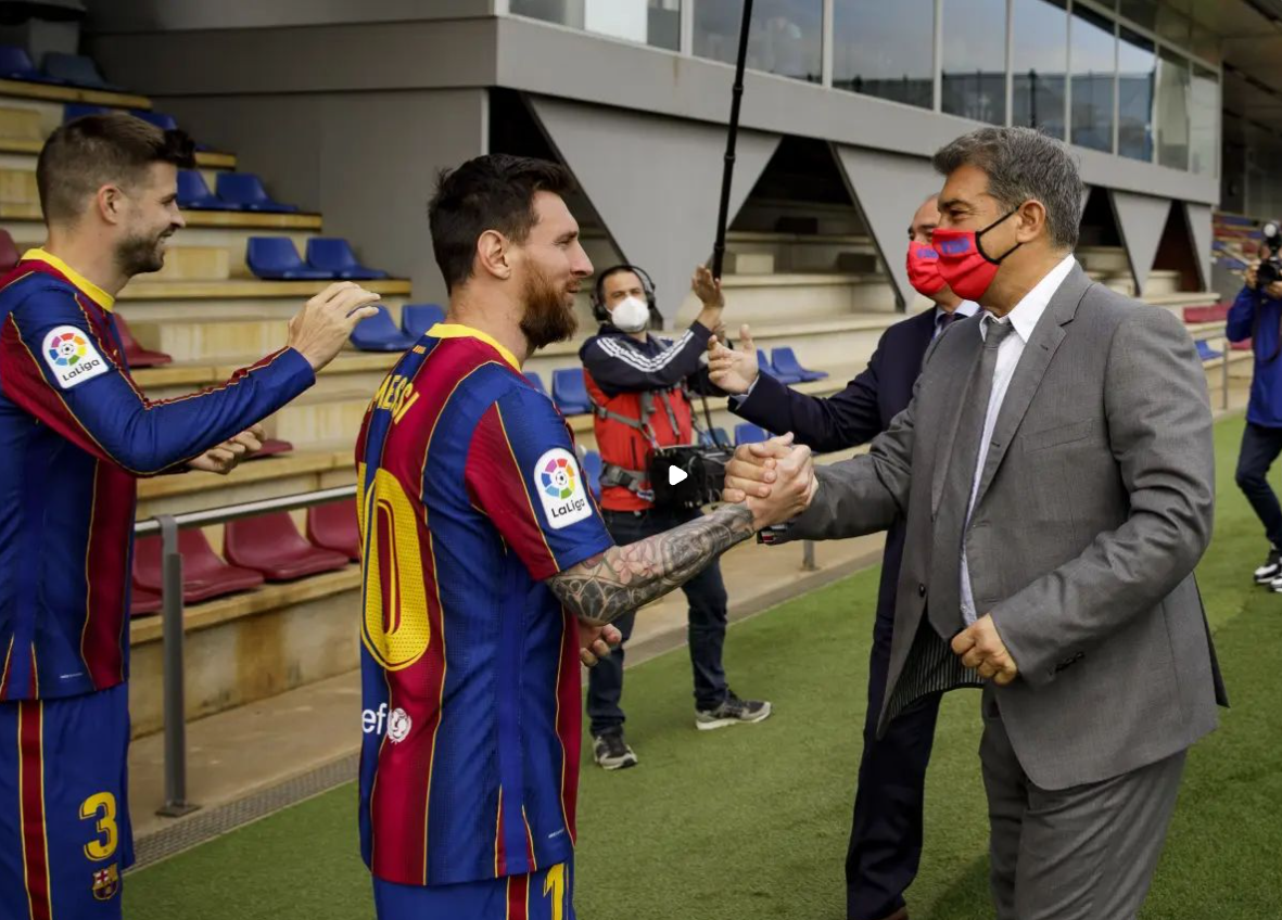 Laporta Messi ilə münasibətini açıqladı: "Salamlaşmağa ehtiyac yoxdu"