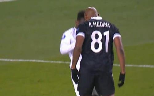 Görmədiyimiz, eşitmədiyimiz, bilmədiyimiz. Kəllə atan bərbərin macəraları: qarışqa qızartmasından Əhəd Abıyevə göndərilən salamadək