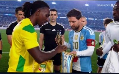 “Neftçi”nin futbolçusu vida matçında Messiyə qarşı oynadı