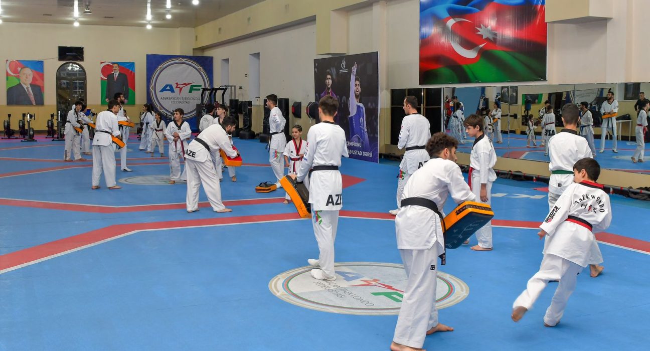 Paralimpiya çempionu ilə ustad dərsi keçirildi