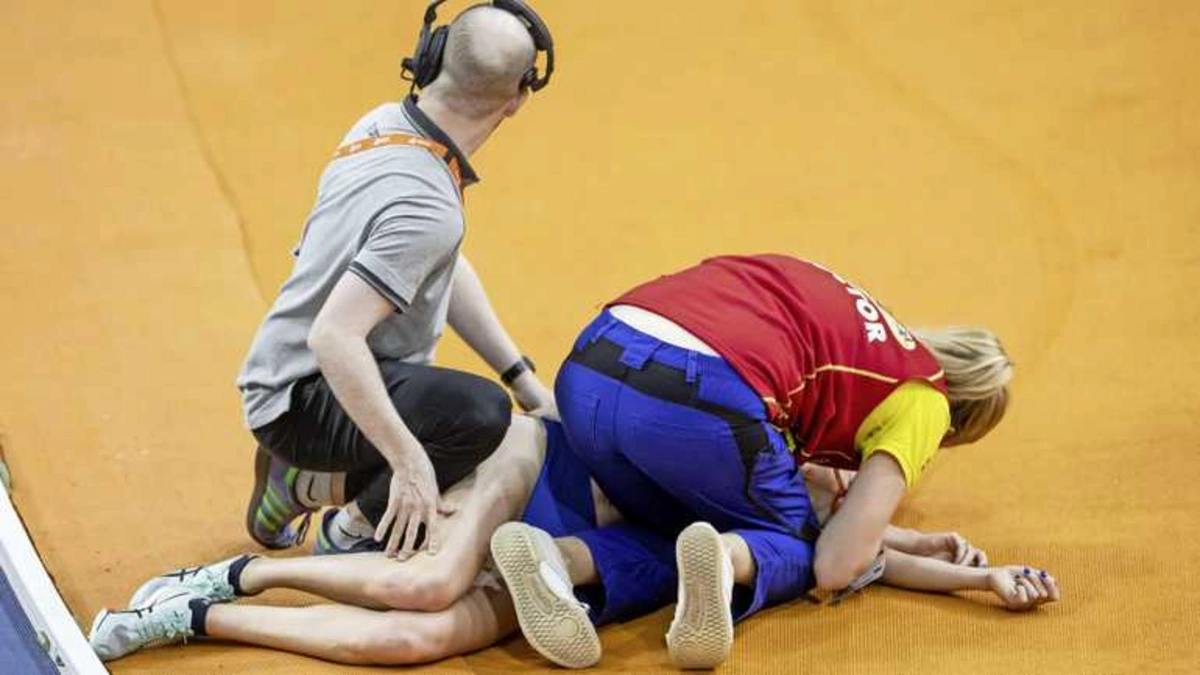 Niderlandlı atlet Avropa çempionatının finalında huşunu itirib