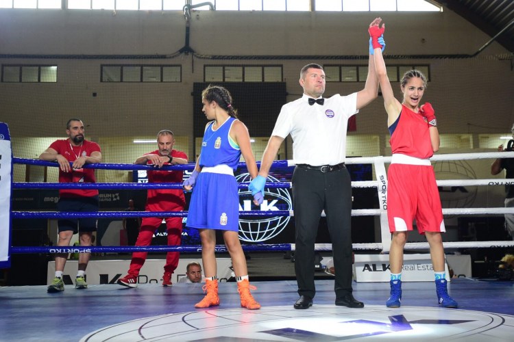 Avropa birinciliyi: 5 boksçumuz yarımfinala yüksəlib