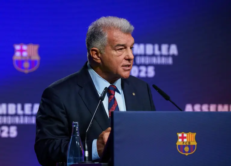 Joan Laporta "Barselona"nın prezidenti postundan istefa verdi - Rəsmi