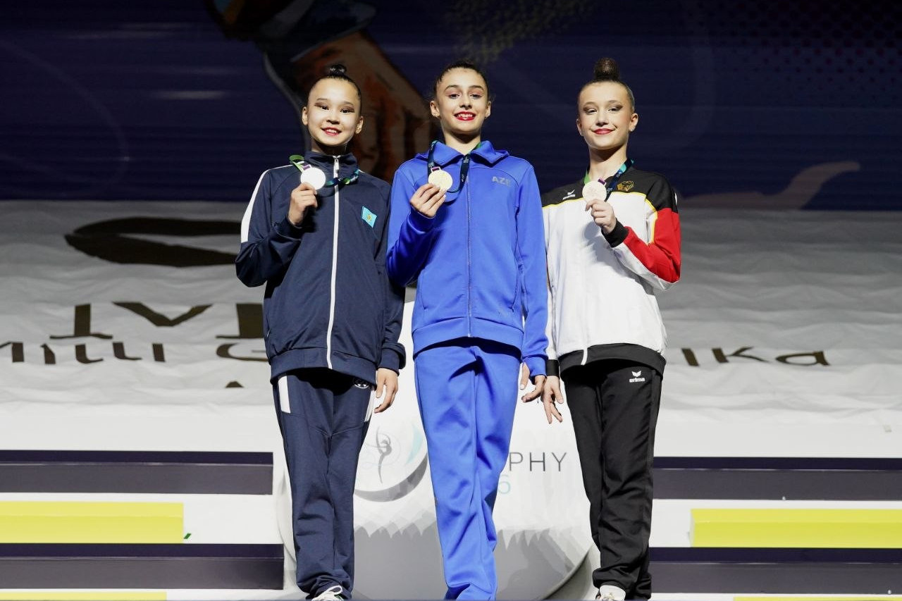 Azadə Atakişiyeva "qızıl" qazandı