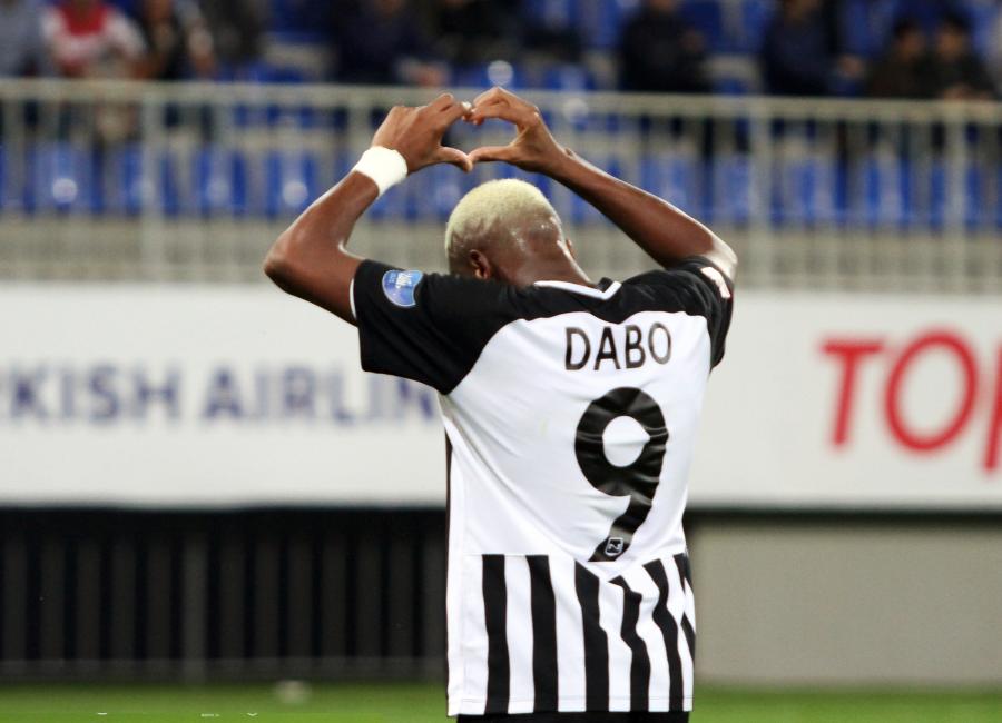 “Neftçi”nin sabiq hücumçusu: “Samir Abasova şans vermək lazımdır”