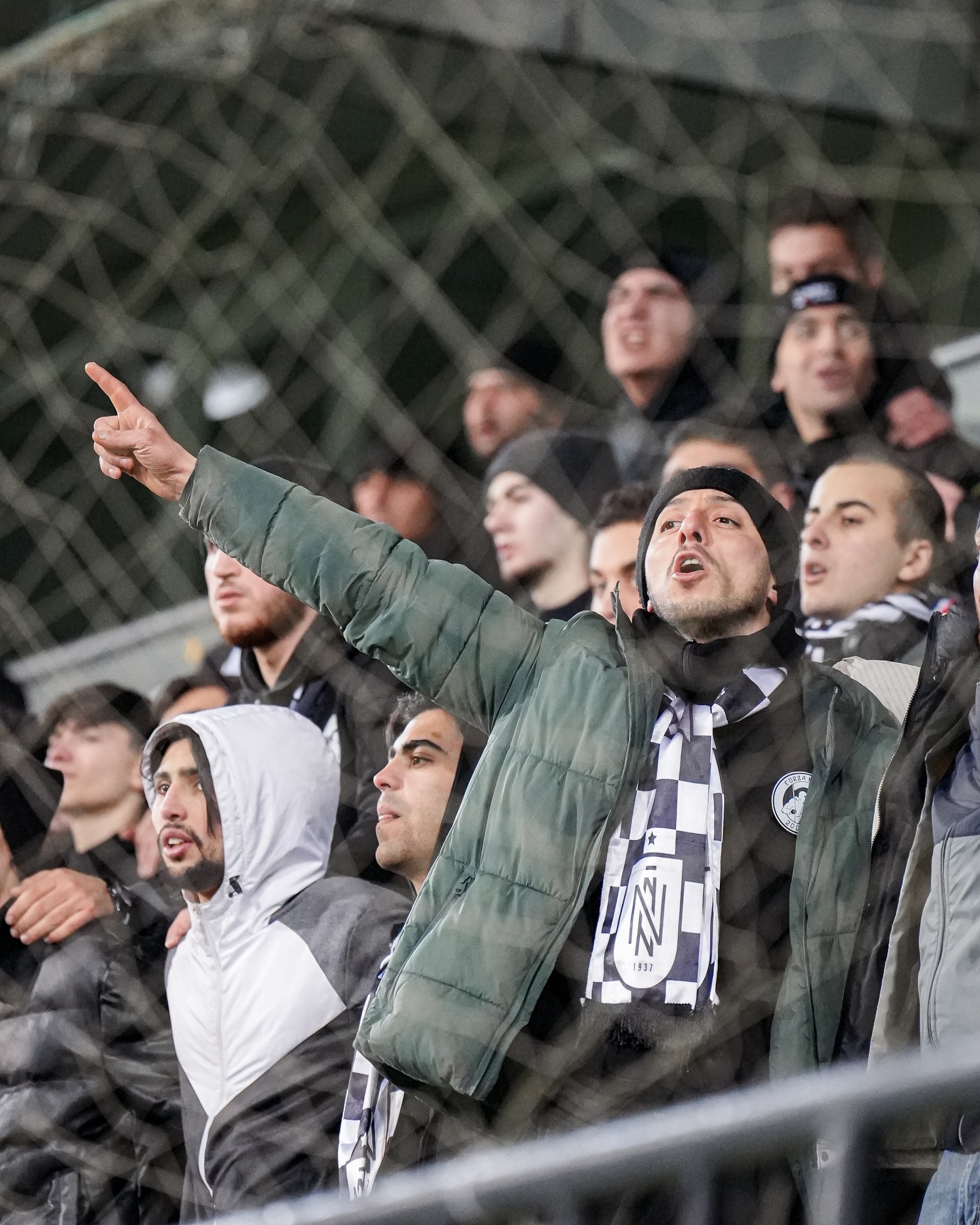 Premyer Liqada tribunaların lideri “Neftçi” oldu – 1000 azarkeşlə