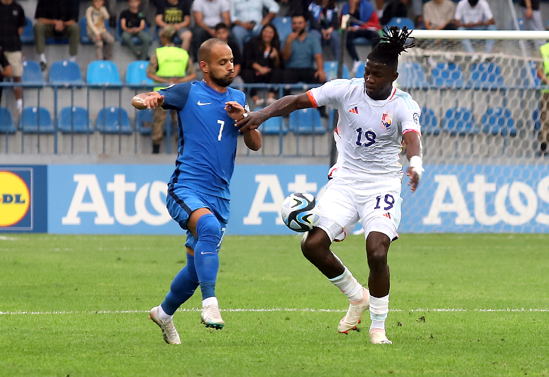 Coşqun Diniyev zəhərlənib 