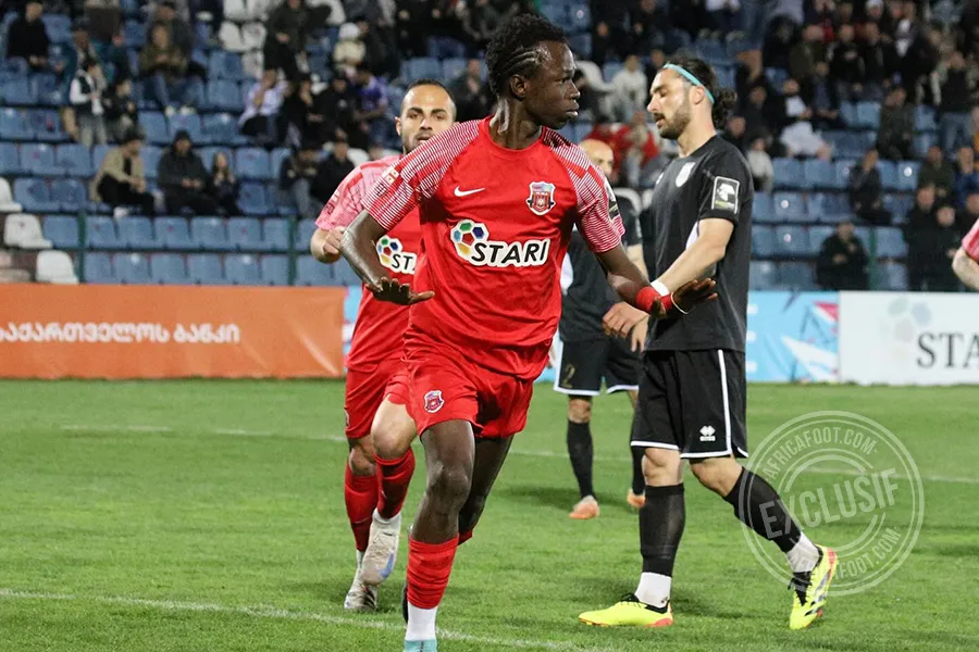 “Qarabağ” afrikalı futbolçudan əl çəkmir