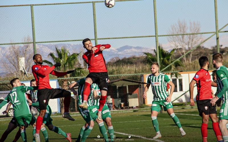 "Qəbələ"nin qeyri-dəqiqliklərindən yararlandıq" - "Bohemians"in baş məşqçisi: 