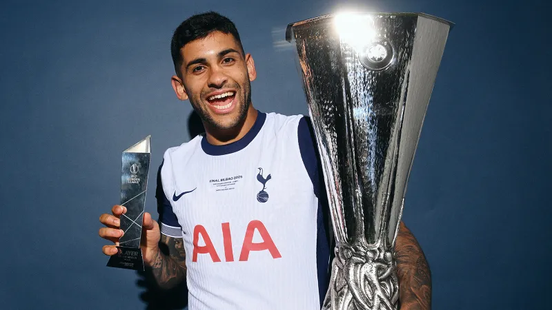 "Tottenhem"in kapitanı Madridə yollana bilər