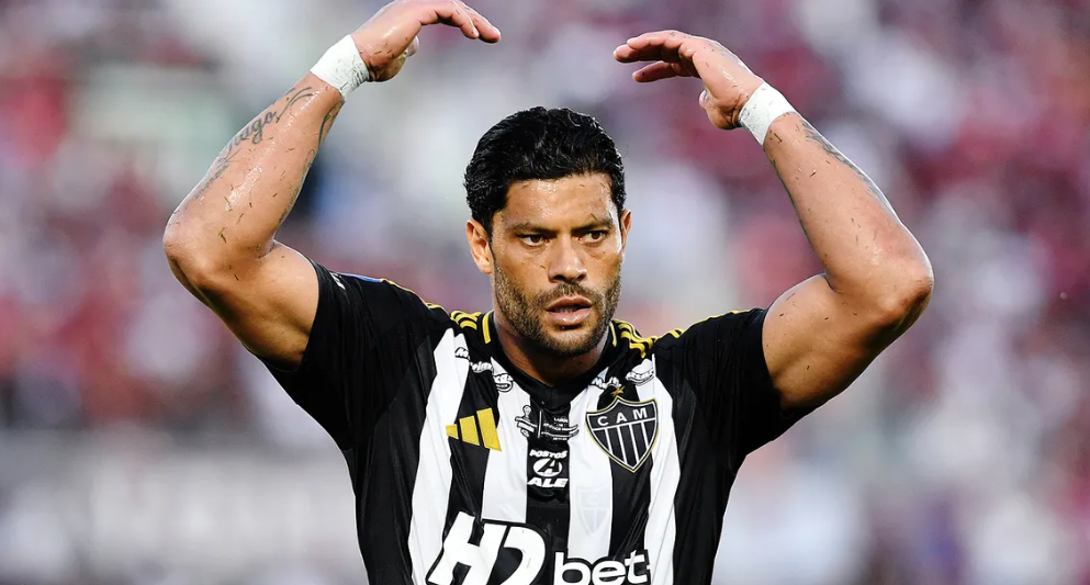 Halk klubunu dəyişir