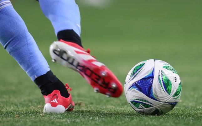 Misli Premyer Liqasında penaltini boşa verən futbolçular