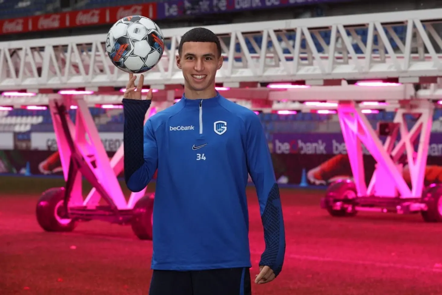 “Lester” hücumçusunu 30 milyona satmaq istəyir